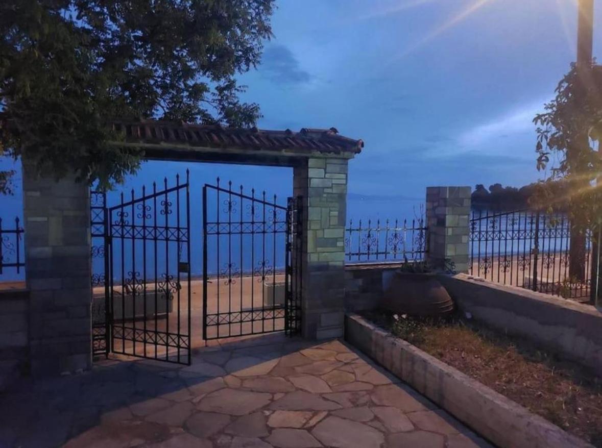 Homico 1 Lefokastro Villa Buitenkant foto
